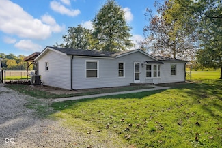 1001 E 450 S, Columbus, IN 47201