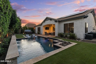 883 E Hampton Ln, Gilbert, AZ 85295