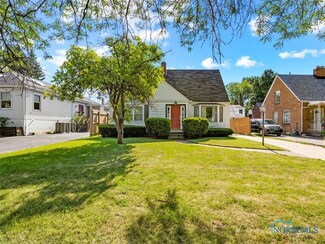 3024 Drummond Rd, Toledo, OH 43606