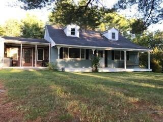 129 Summerhaven Rd, Manchester, ME 04351