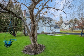 10 Glen Ln, Newburgh, NY 12550