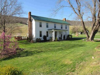 2466 Walkers Creek Valley Rd, Pearisburg, VA 24134