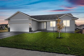 1101 Messina Dr NE, Cedar Rapids, IA 52402