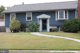 418 Florida Ave, Herndon, VA 20170