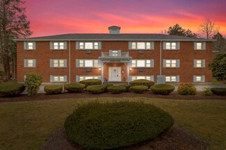 224 School St Unit 10, Walpole, MA 02081