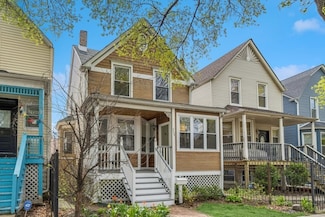 3739 W Palmer St, Chicago, IL 60647