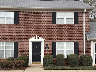 2820 Florence Dr, Gainesville, GA 30504