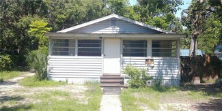 1104 S Mangoustine Ave, Sanford, FL 32771