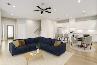 5905 Petty St Unit B, Houston, TX 77007