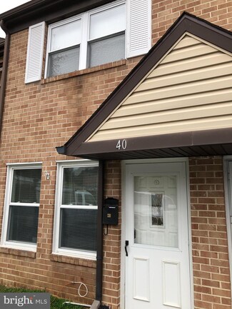 40 Park Vallei Ln, Brookhaven, PA 19015