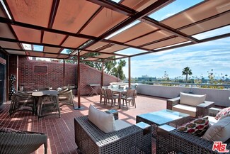 200 N Swall Dr Unit PH51, Beverly Hills, CA 90211