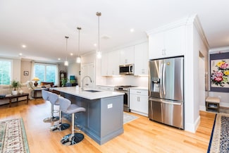 32 Willey Creek Rd Unit 402, Exeter, NH 03833