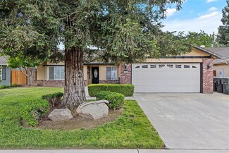 1049 W Victor Ave, Visalia, CA 93277