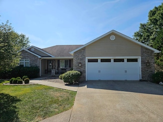 123 Coralburst Ln, Lesage, WV 25537
