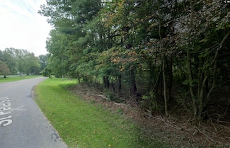 158 Saint Peters Dr Unit 3, Douglas, MI 49406