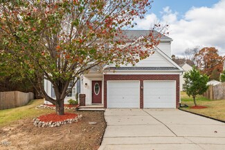 107 Hearthside Ct, Apex, NC 27502