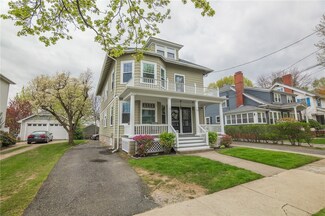 62 Ravenswood Ave, Providence, RI 02908