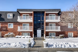 17000 Novak Dr Unit 105, Hazel Crest, IL 60429