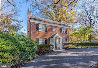 7301 Delfield St, Chevy Chase, MD 20815