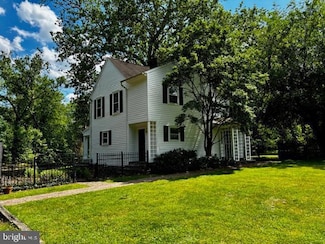 410 Wharf Rd Unit RIVER COTTAGE, Bensalem, PA 19020