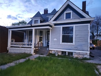 420 E 9th St, Alton, IL 62002
