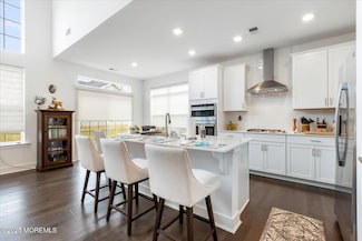 40 Vizcaya Dr, Monroe Township, NJ 08831