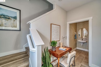 28971 Parkwood Ln Unit 93, Hayward, CA 94544