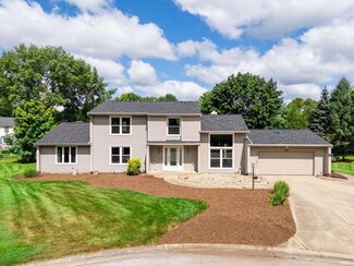 15855 Walnut Pointe, Granger, IN 46530