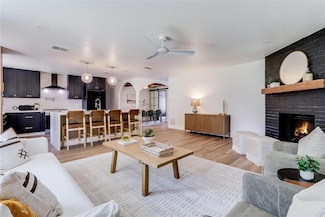 2402 Broken Oak Dr, Austin, TX 78745