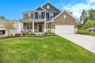209 Glendale Ct, Saline, MI 48176