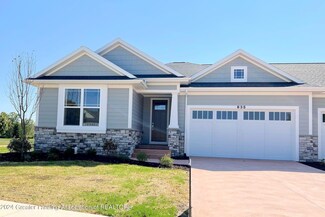 635 Aquila Dr, East Lansing, MI 48823