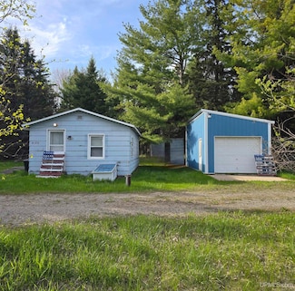 4186 Us Highway 2 41, Escanaba, MI 49829