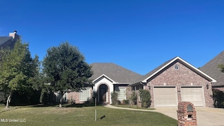 11645 Stanton Cir, Gulfport, MS 39503