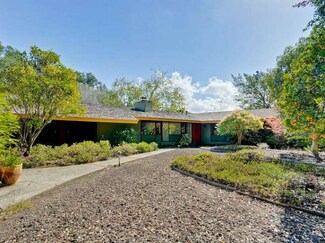 182 Toyon Rd, Atherton, CA 94027