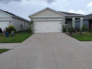 2132 Desert Rose Dr, Davenport, FL 33837