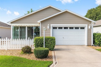 2564 Red Cedar Ln, The Villages, FL 32162