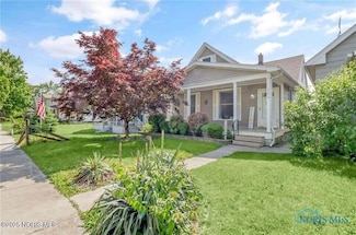 224 Elm St, Rossford, OH 43460