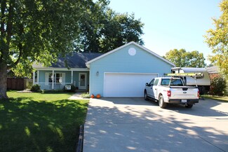 1867 Irene Rd, Sandwich, IL 60548