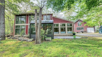 515 E Brook Ln, Galloway, NJ 08205