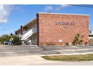 761 Hummingbird Way Unit 205, North Palm Beach, FL 33408