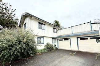 3010 Cedar Ln, Eureka, CA 95503