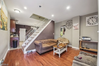 126 Highland Ave, Newark, NJ 07104