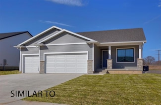 1212 Featherstone Ave NE, Bondurant, IA 50035