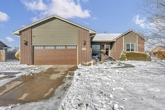 13802 W Lost Creek St, Wichita, KS 67235
