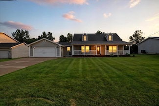 1645 Spring Village Ln, Ontario, OH 44906