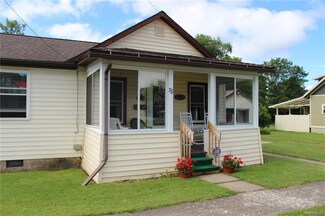 78 Plum St, Bolivar, NY 14715