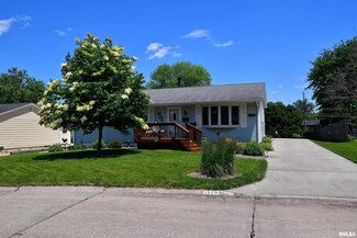 1529 12th St, Silvis, IL 61282