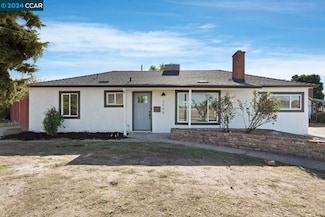 2948 Fairfield St, Sacramento, CA 95815
