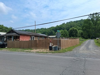 7993 Milburn Rd, Scarbro, WV 25917