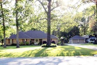 2638 Chicot Park Rd, Ville Platte, LA 70586